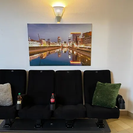 Kempe康福特酒店 3*