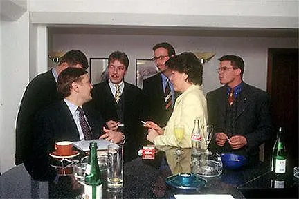 酒店 Kempe康福特酒店 3*